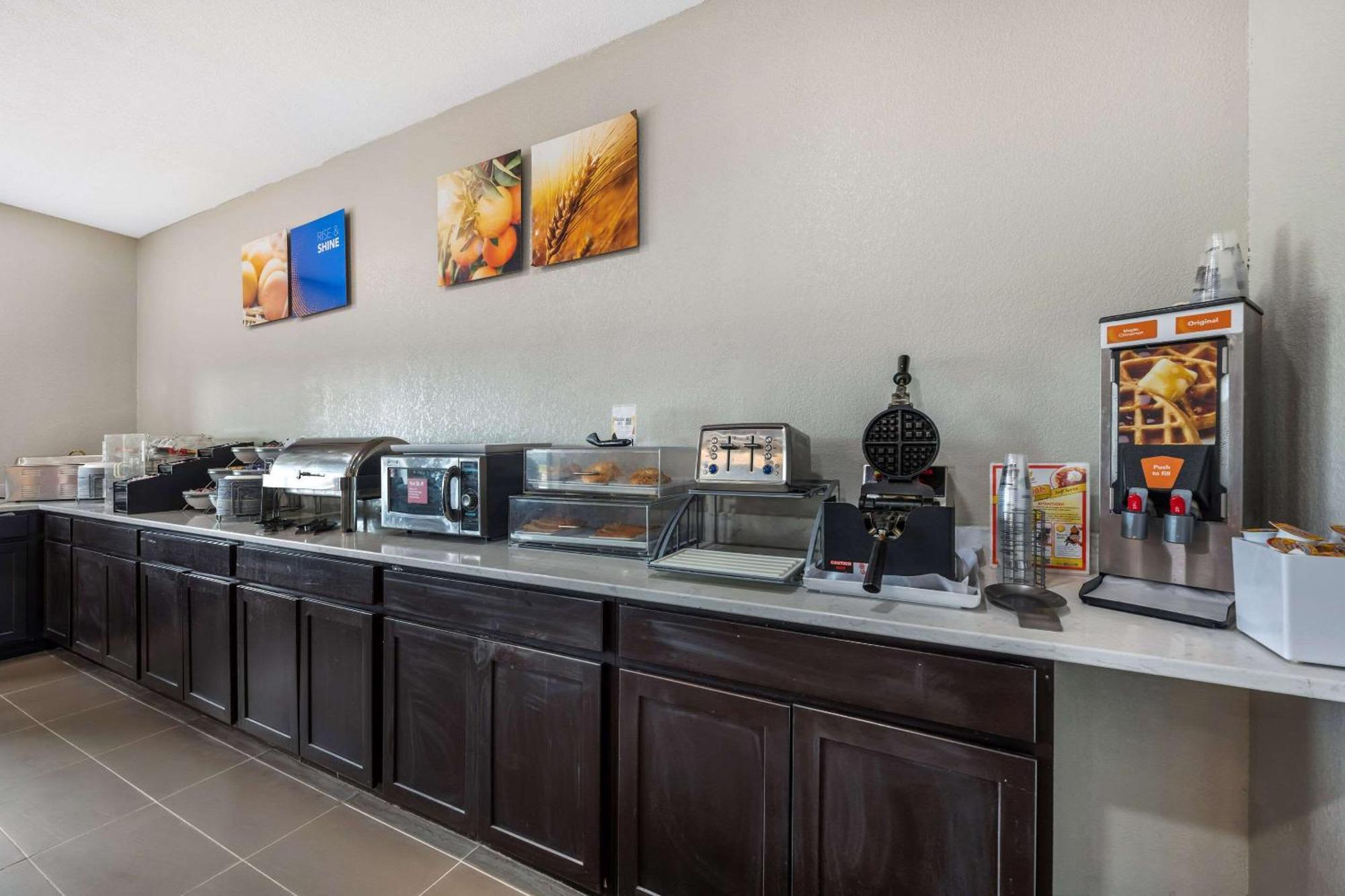Comfort Suites Omaha East-Council Bluffs Exteriér fotografie